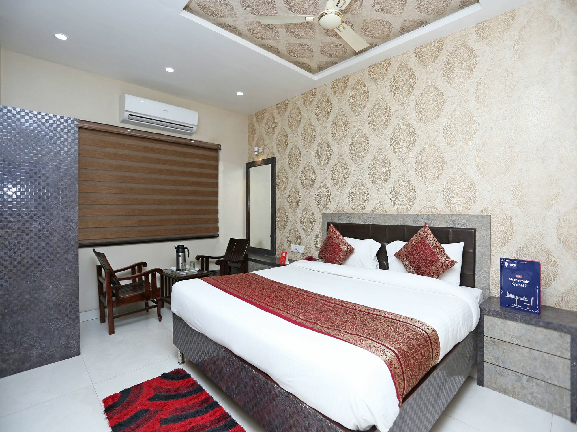 Oyo 10338 Hotel Aadesh Palace バラナシ エクステリア 写真